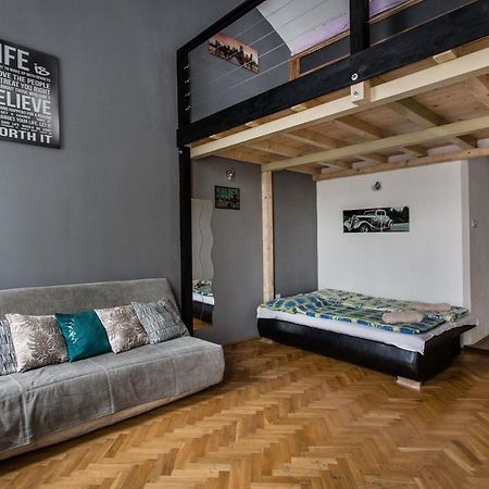 Mickey'S Chain Bridge Apartments Budapest Exterior foto